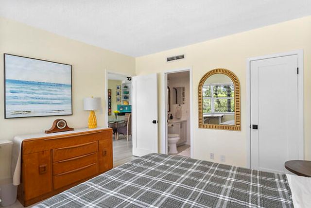 3250 NE 28th Street 305, Fort Lauderdale, FL 33308