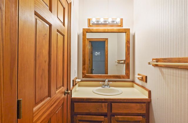 109 Parlange Dr, Houma, LA 70360