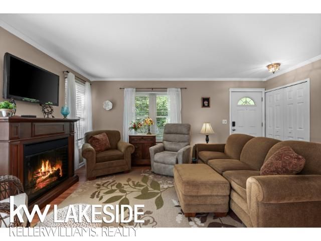 35317 Bristlecone Drive, Clinton Twp, MI 48035