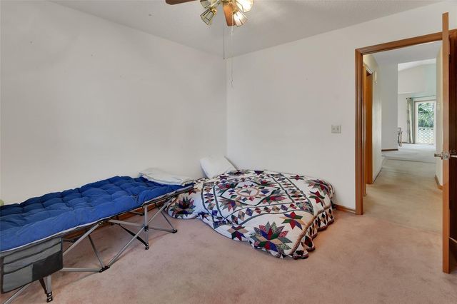 1200 S VILLAGE LAKE DRIVE, Deland, FL 32724