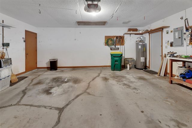 1200 S VILLAGE LAKE DRIVE, Deland, FL 32724