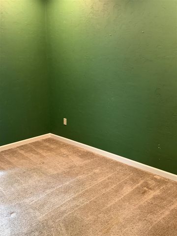 8362 E River Road, Battle Creek, MI 49014