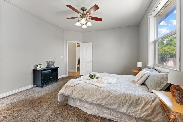 760 SW Josephine, Mountain Home, ID 83647