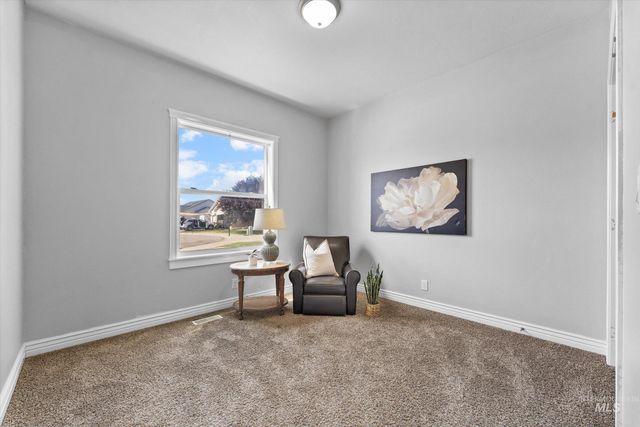 760 SW Josephine, Mountain Home, ID 83647