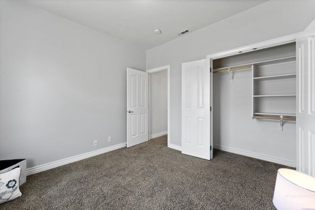 760 SW Josephine, Mountain Home, ID 83647