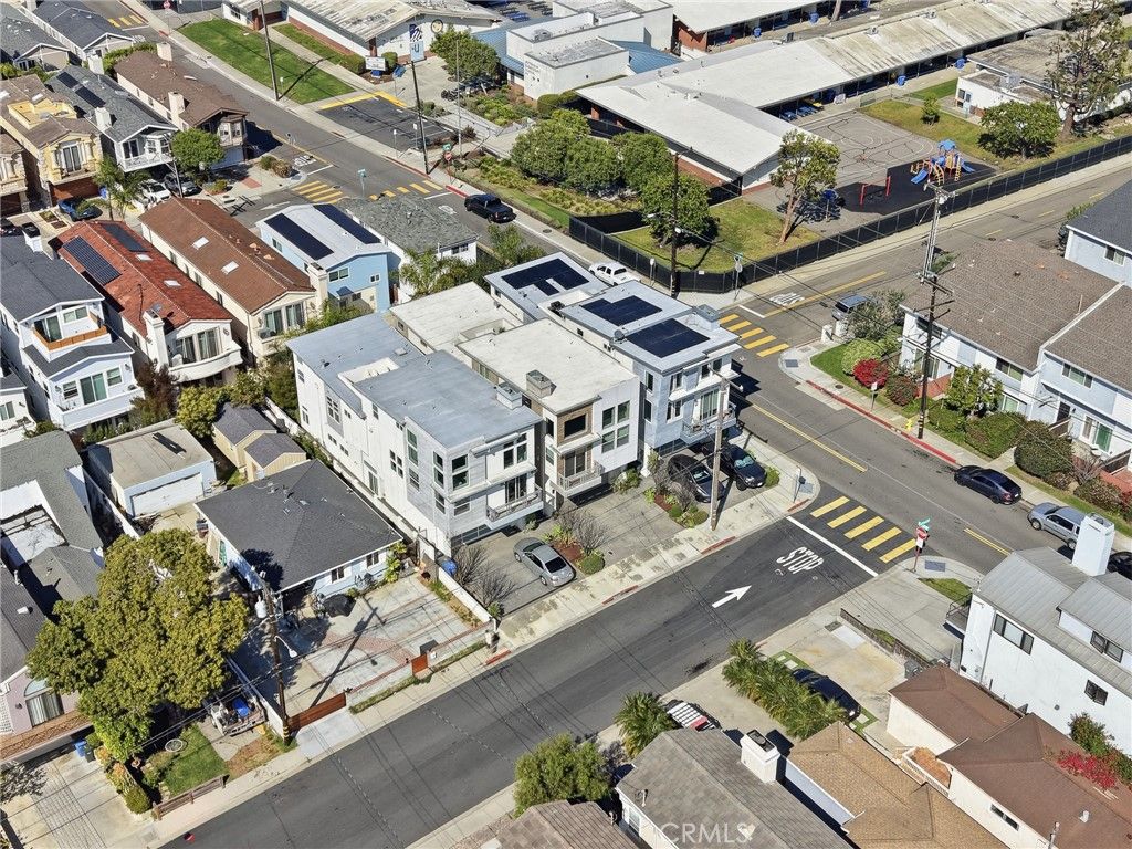 Image 55 of property listing at 1745 Spreckels Lane, Redondo Beach, CA 90278