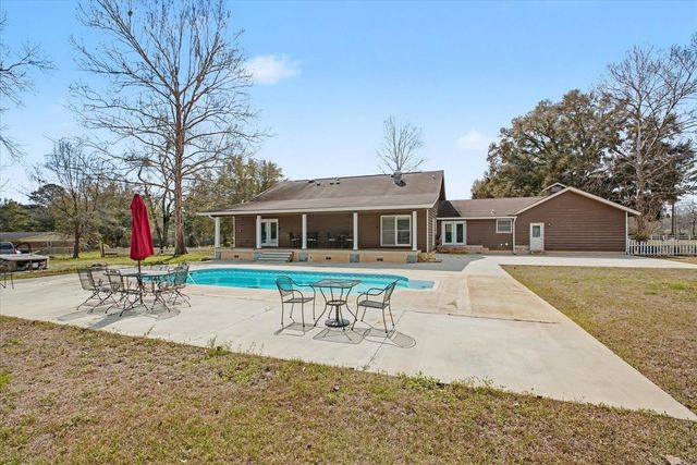 4699 Shady Rest Road, Havana, FL 32333