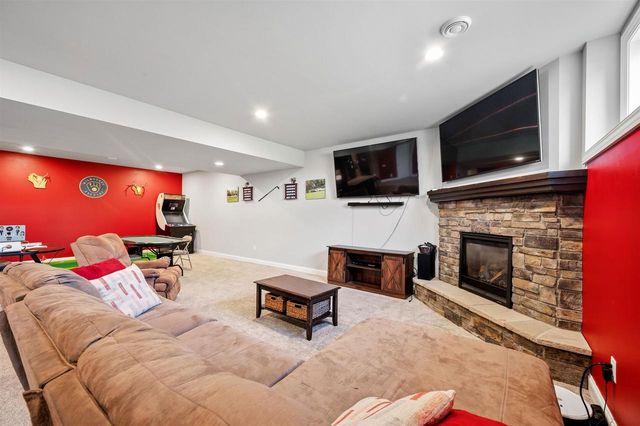 5738 Tuscany Lane, Waunakee, WI 53597