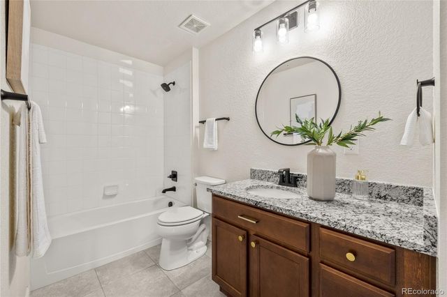 15195 E 16th Place 104, Aurora, CO 80011