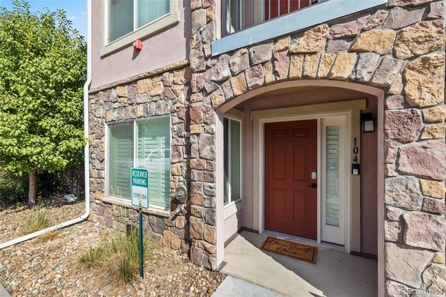 15195 E 16th Place 104, Aurora, CO 80011