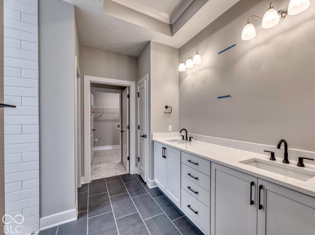 7051 Shenandoah Street, Zionsville, IN 46077