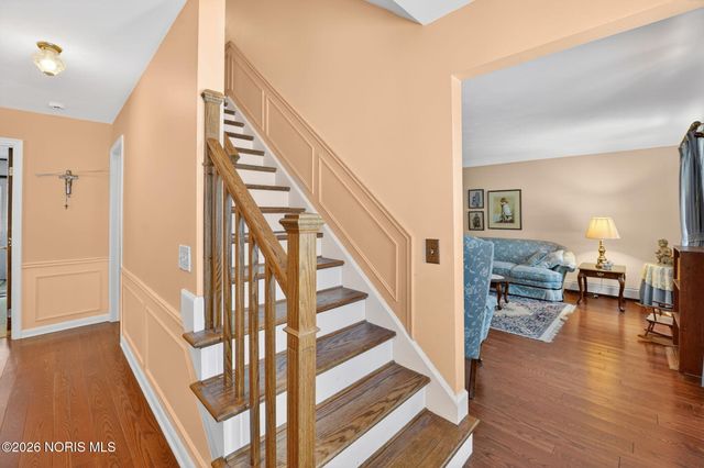 4671 Valley Ridge Court, Toledo, OH 43614