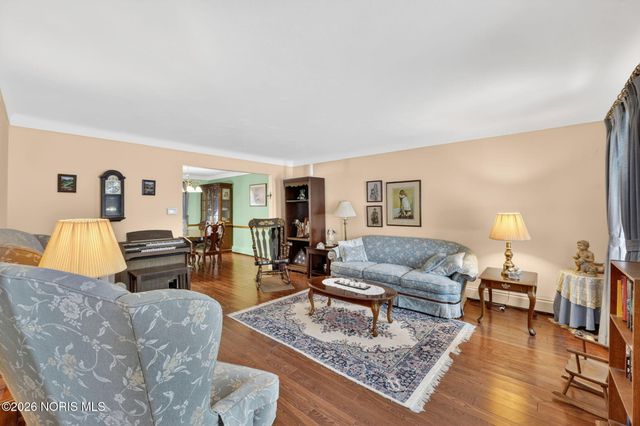 4671 Valley Ridge Court, Toledo, OH 43614