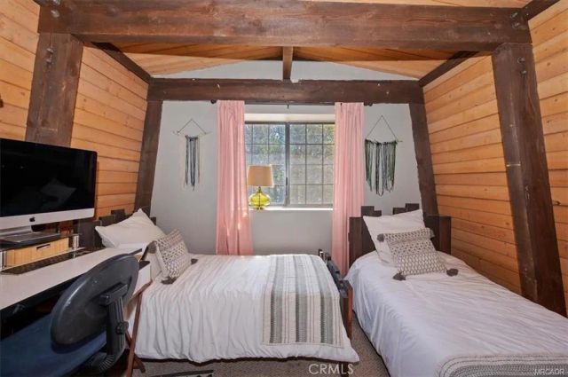756 Cedar, Sugarloaf, CA 92386