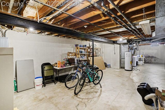 9566 Daleview Drive, Green Oak Township, MI 48178