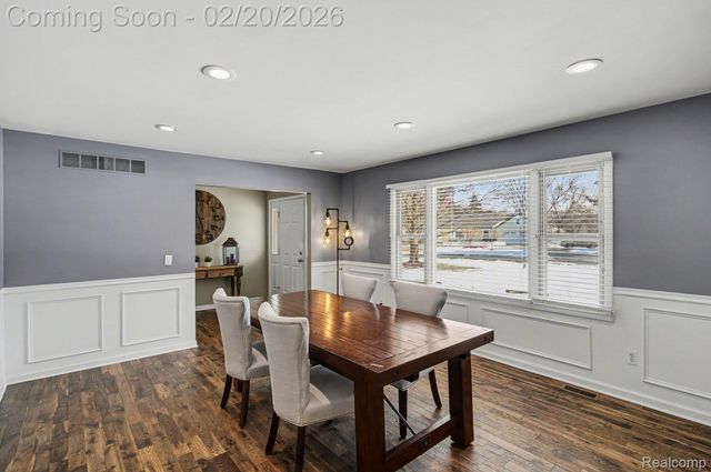 9566 Daleview Drive, Green Oak Township, MI 48178