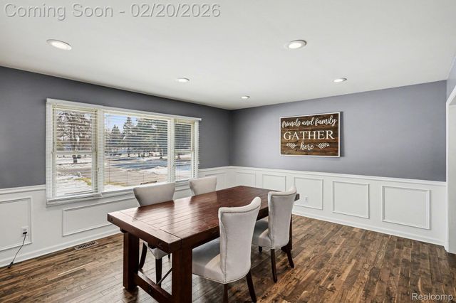 9566 Daleview Drive, Green Oak Township, MI 48178