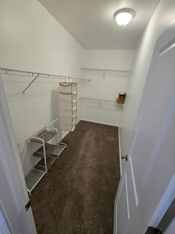 337 Clifford Way, Chesterton, IN 46304