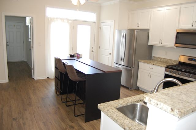 337 Clifford Way, Chesterton, IN 46304