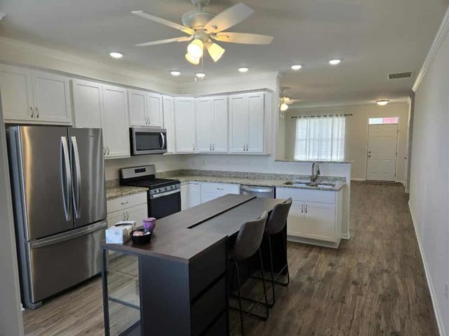 337 Clifford Way, Chesterton, IN 46304