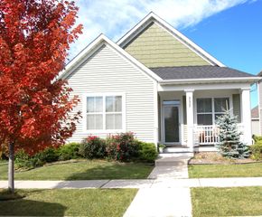 337 Clifford Way, Chesterton, IN 46304