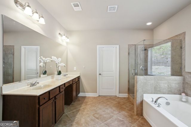 3345 Palmer Lake Pte, Douglasville, GA 30135