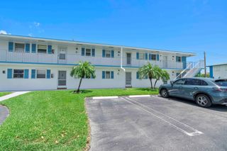 1115 Lake Terrace 111, Boynton Beach, FL 33426