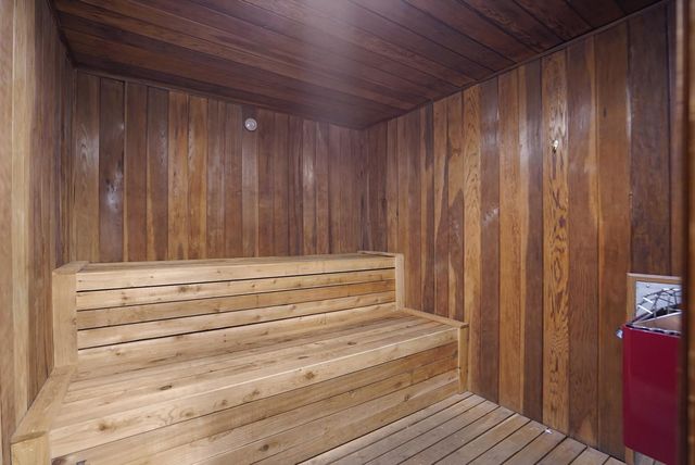 3055 Lakeshore Drive, Fort Lauderdale, FL 33312