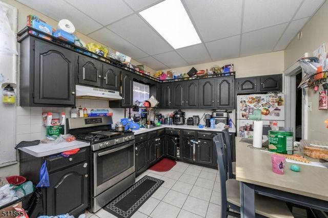 427 N 12Th St, Newark City, NJ 07107