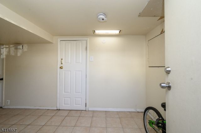 427 N 12Th St, Newark City, NJ 07107