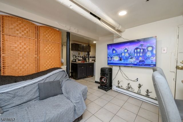 427 N 12Th St, Newark City, NJ 07107