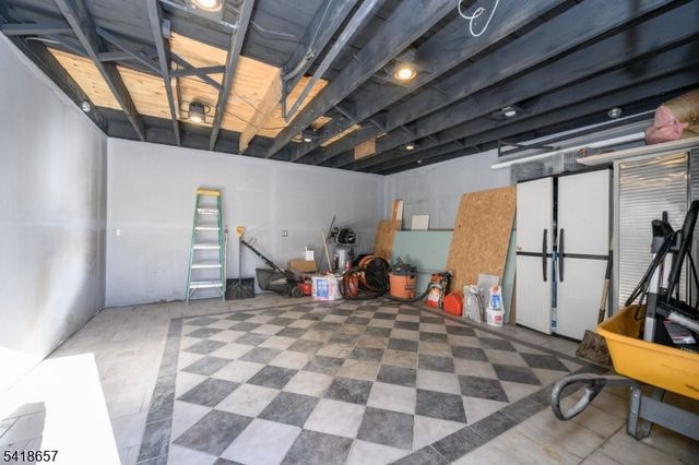 427 N 12Th St, Newark City, NJ 07107