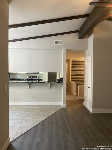 9526 DUNHILL, San Antonio, TX 78239
