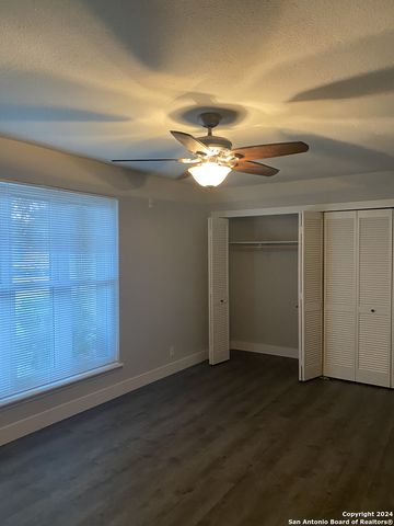 9526 DUNHILL, San Antonio, TX 78239