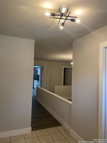 9526 DUNHILL, San Antonio, TX 78239