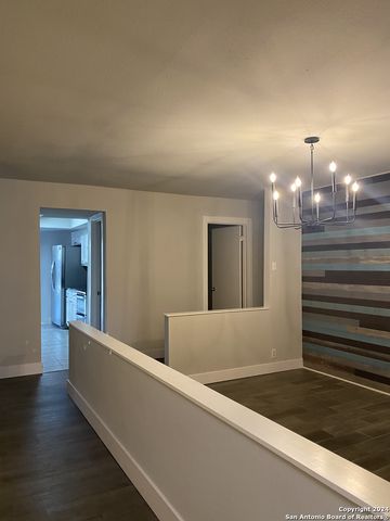 9526 DUNHILL, San Antonio, TX 78239
