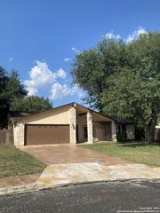 9526 DUNHILL, San Antonio, TX 78239