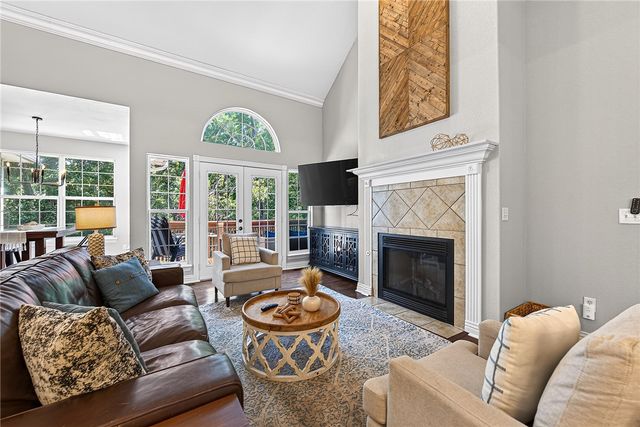 1 Binham Lane, Bella Vista, AR 72715