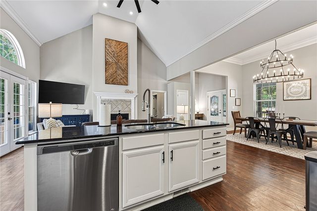 1 Binham Lane, Bella Vista, AR 72715