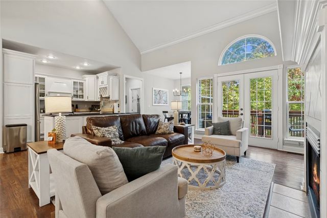 1 Binham Lane, Bella Vista, AR 72715