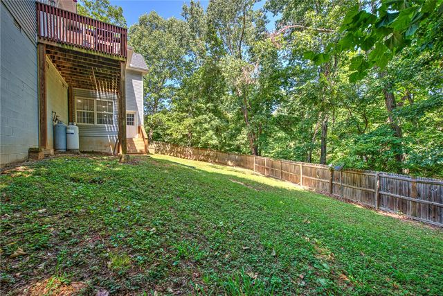 1 Binham Lane, Bella Vista, AR 72715