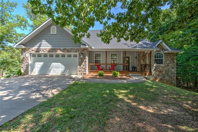 1 Binham Lane, Bella Vista, AR 72715