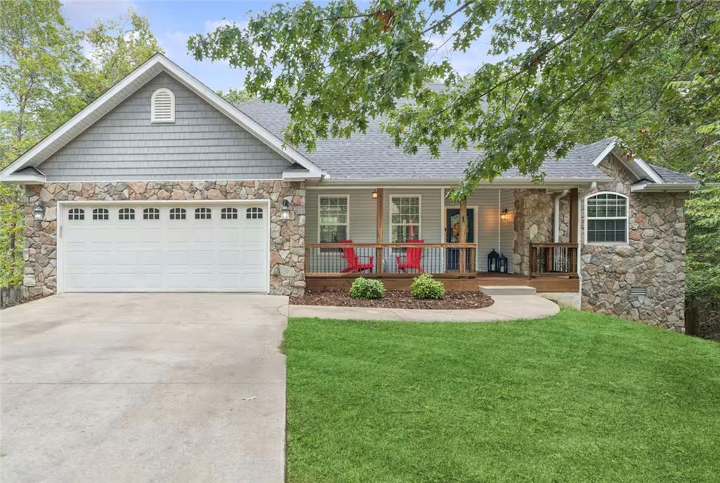 1 Binham Lane, Bella Vista, AR 72715