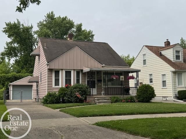 18746 Woodside Street, Harper Woods, MI 48225