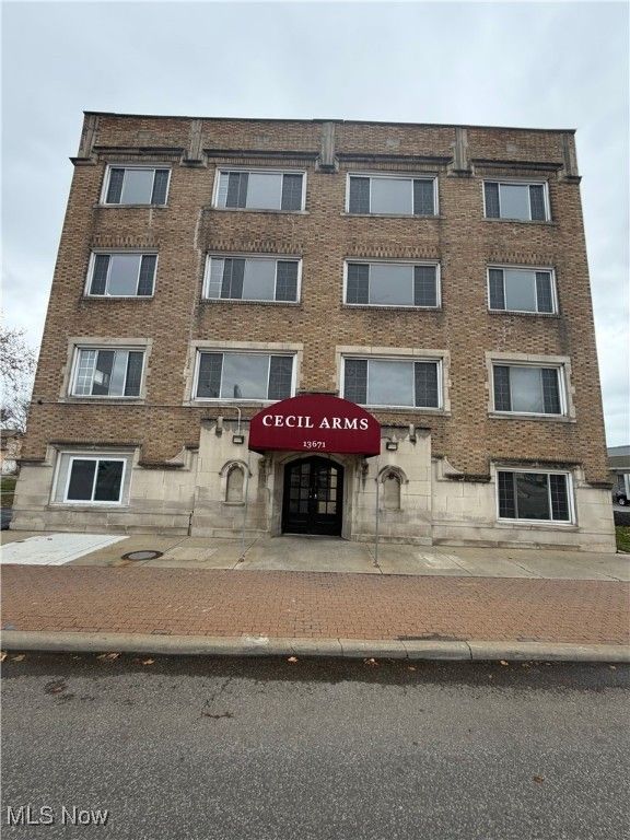 13671 Euclid Avenue, Cleveland, OH 44112