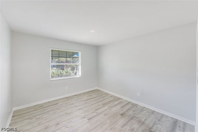 4240 SE 3rd AVE, Cape Coral, FL 33904