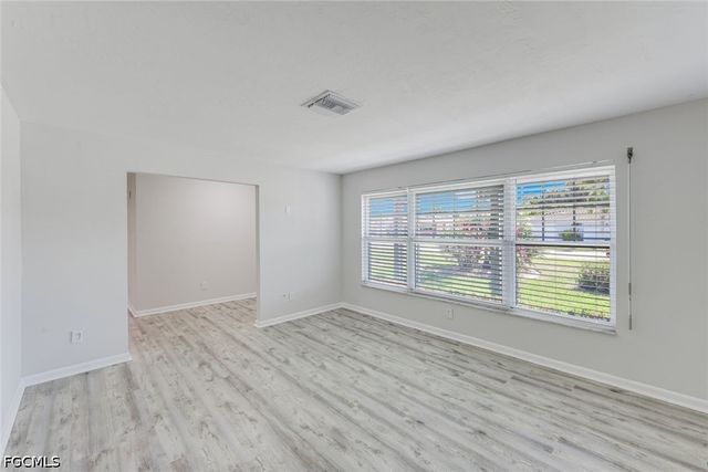 4240 SE 3rd AVE, Cape Coral, FL 33904