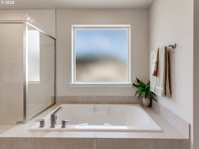 13890 Sw 175th Ave, Tigard, OR 97140