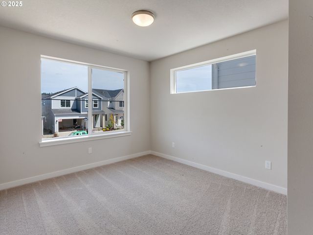 13890 Sw 175th Ave, Tigard, OR 97140