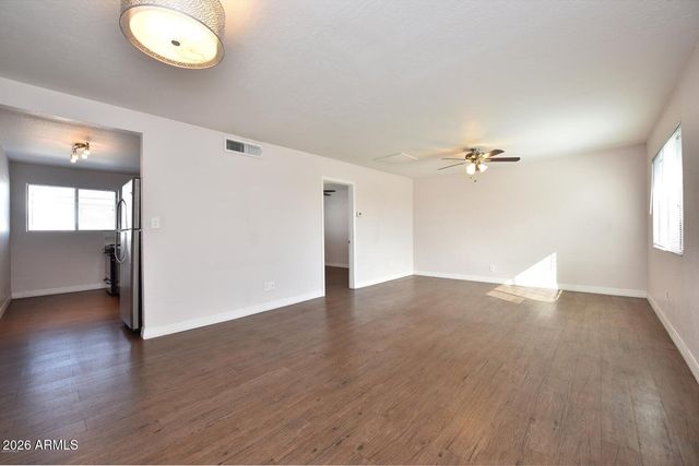 502 E Mariposa Street Apt 201, Phoenix, AZ 85012